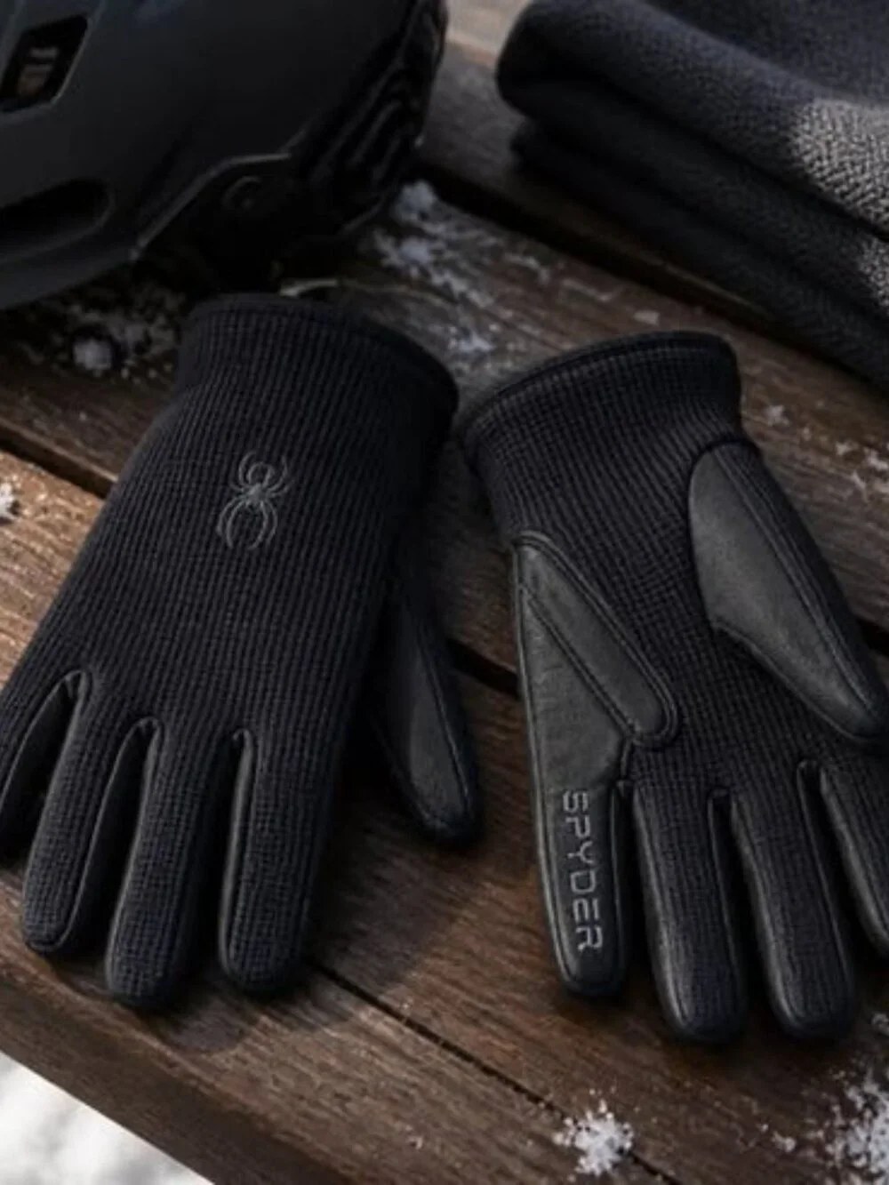 Spyder Women's Black Winter Gloves Size Small Leather Palm Cold Weather Gloves